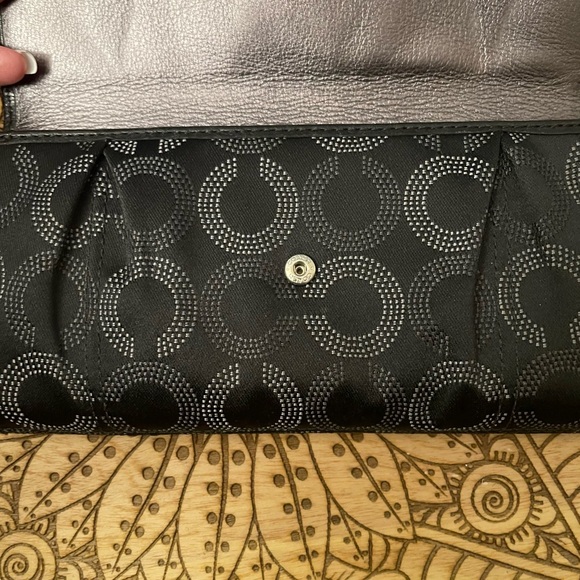 Coach Black Madison Dotted Op Art Signature Tote and Wallet Set - Picture 12 of 16